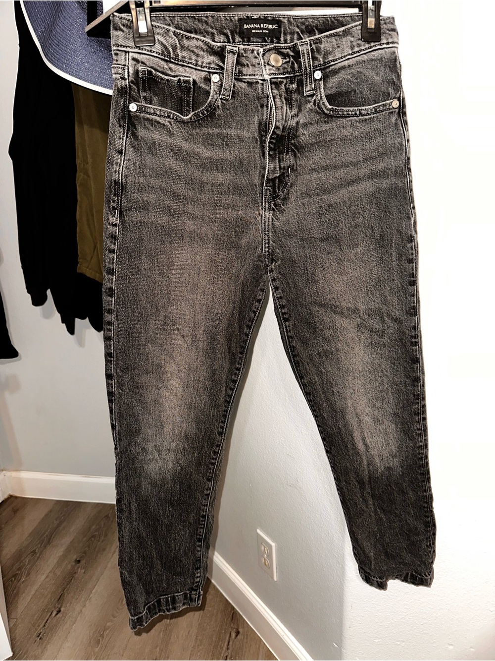 Banana Republic Straight Leg Jeans in Washed Black